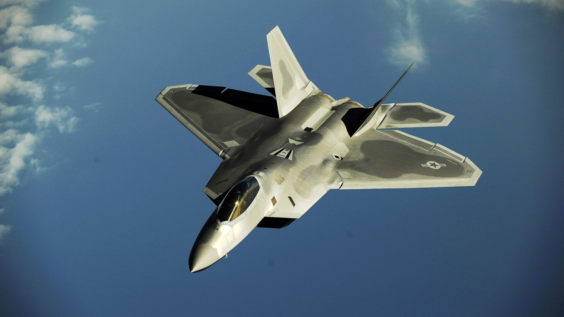 骑士单节掀起狂潮,切特全面压制率队击溃活塞