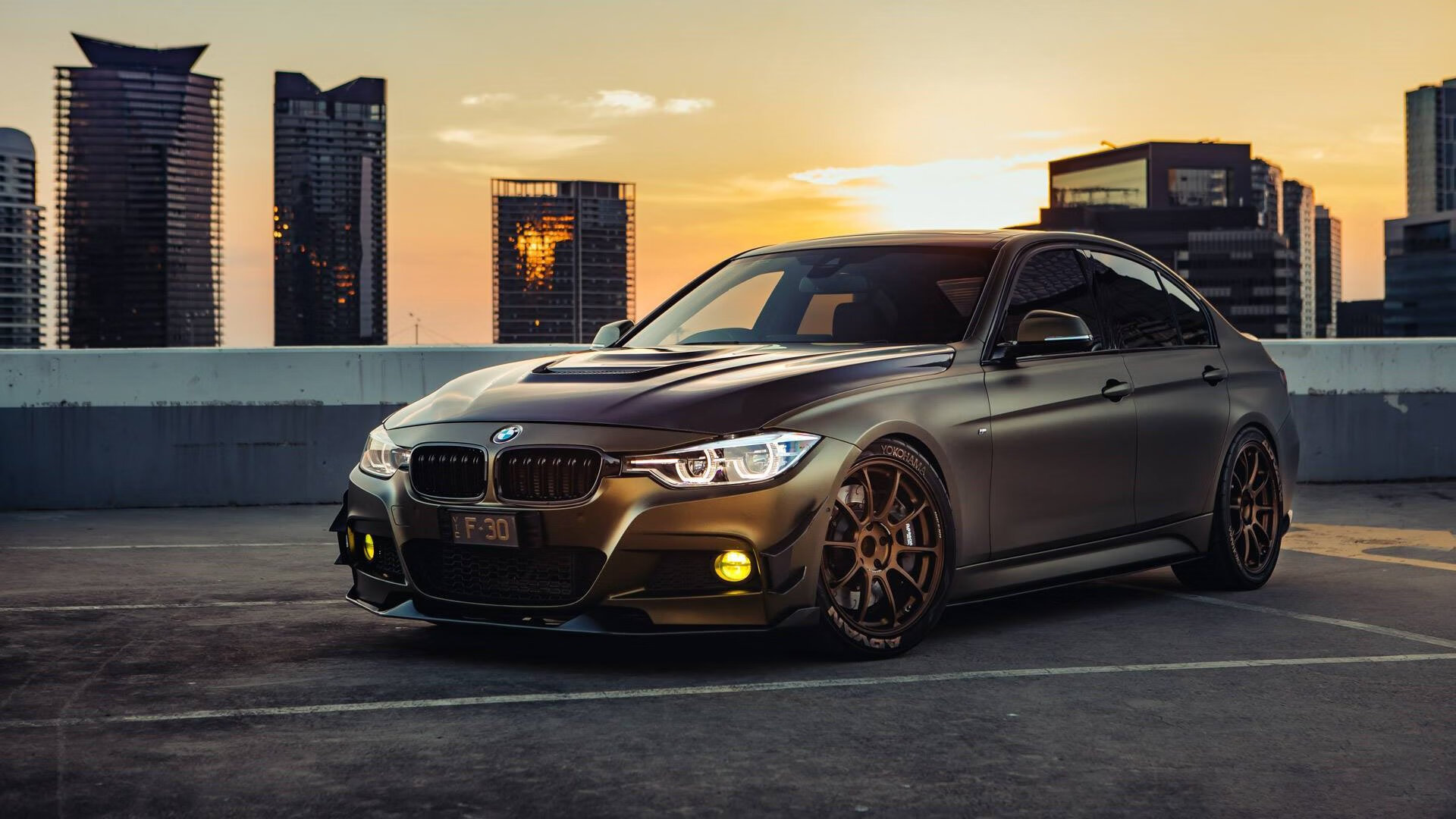 绿茵场与硬木地，另一种终场哨