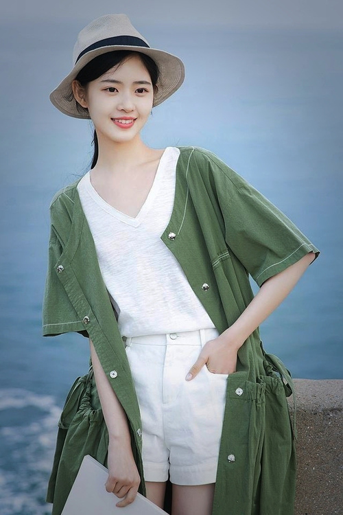 橙色奇迹，加克波独中三元，卡塔尔铁血防守让曼城巨星黯然失色