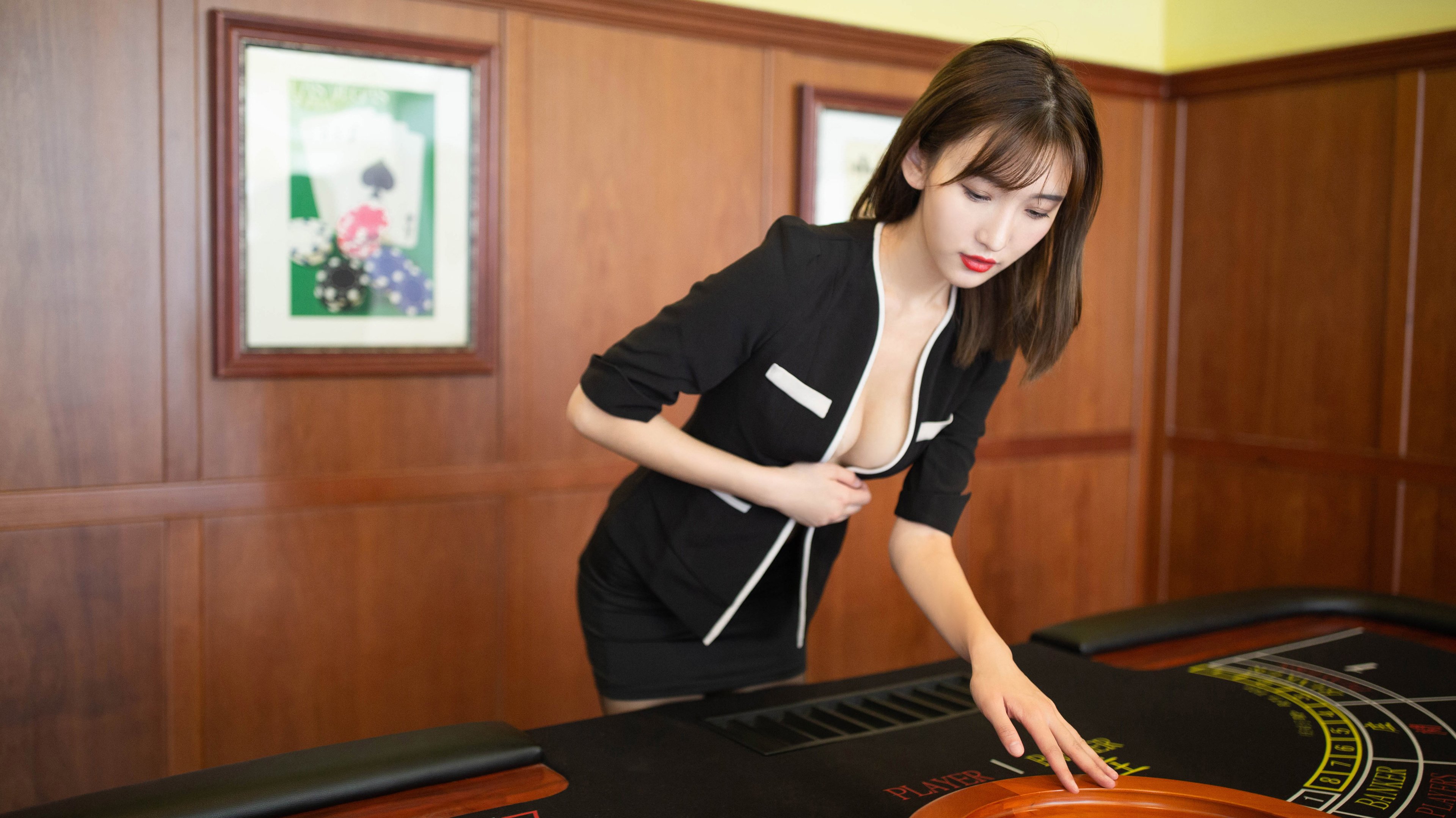 冰川上的鹰,2026世界杯之夜,阿坎吉用沉默封存的史诗