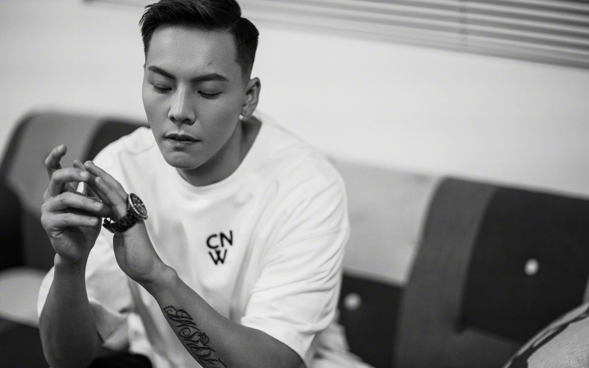 开云体育app-绝无仅有的蓝金风暴，2026世界杯决赛，荷兰绝杀匈牙利，加维书写不朽传奇